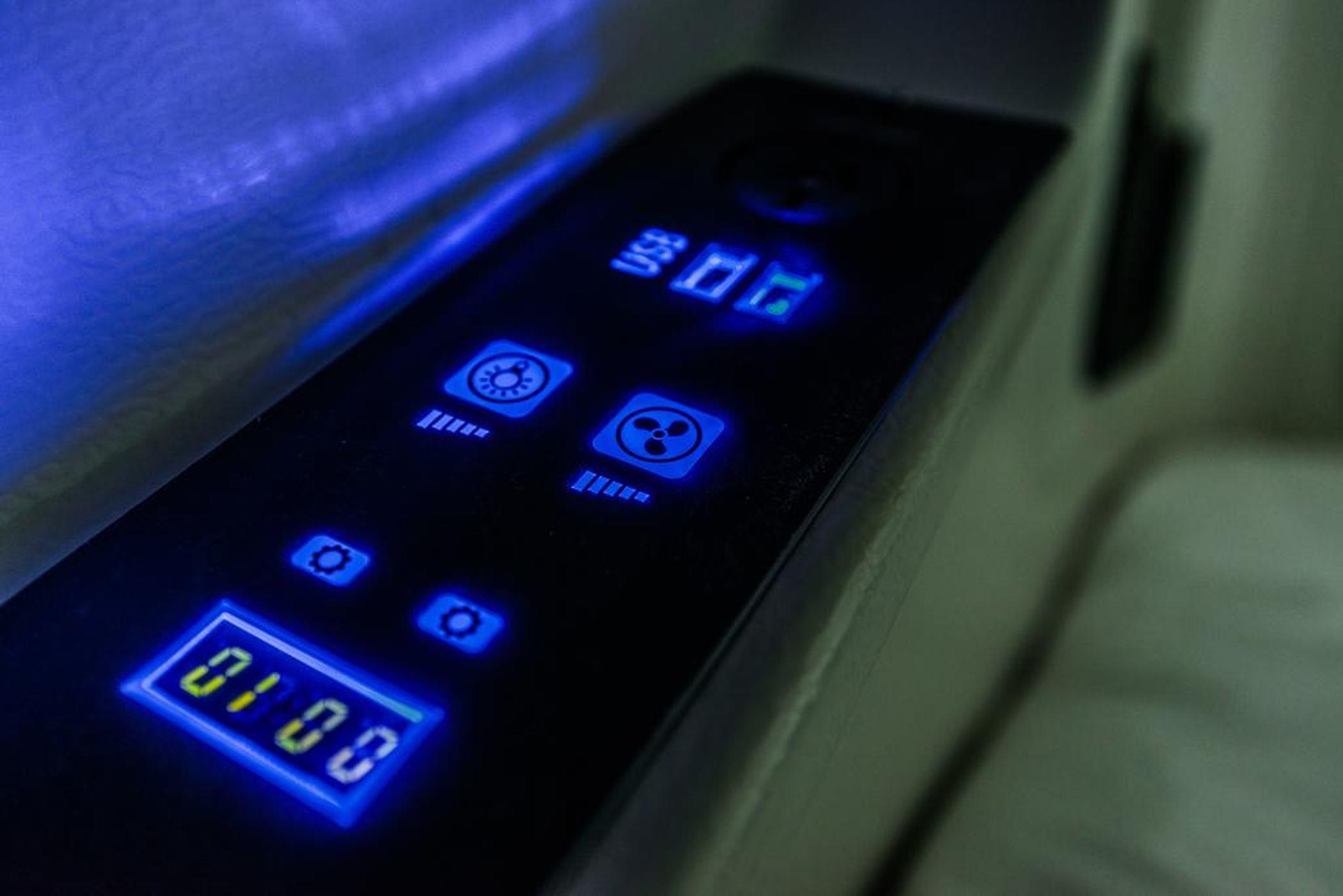 Lylo Κράισττσερτς Εξωτερικό φωτογραφία A control panel